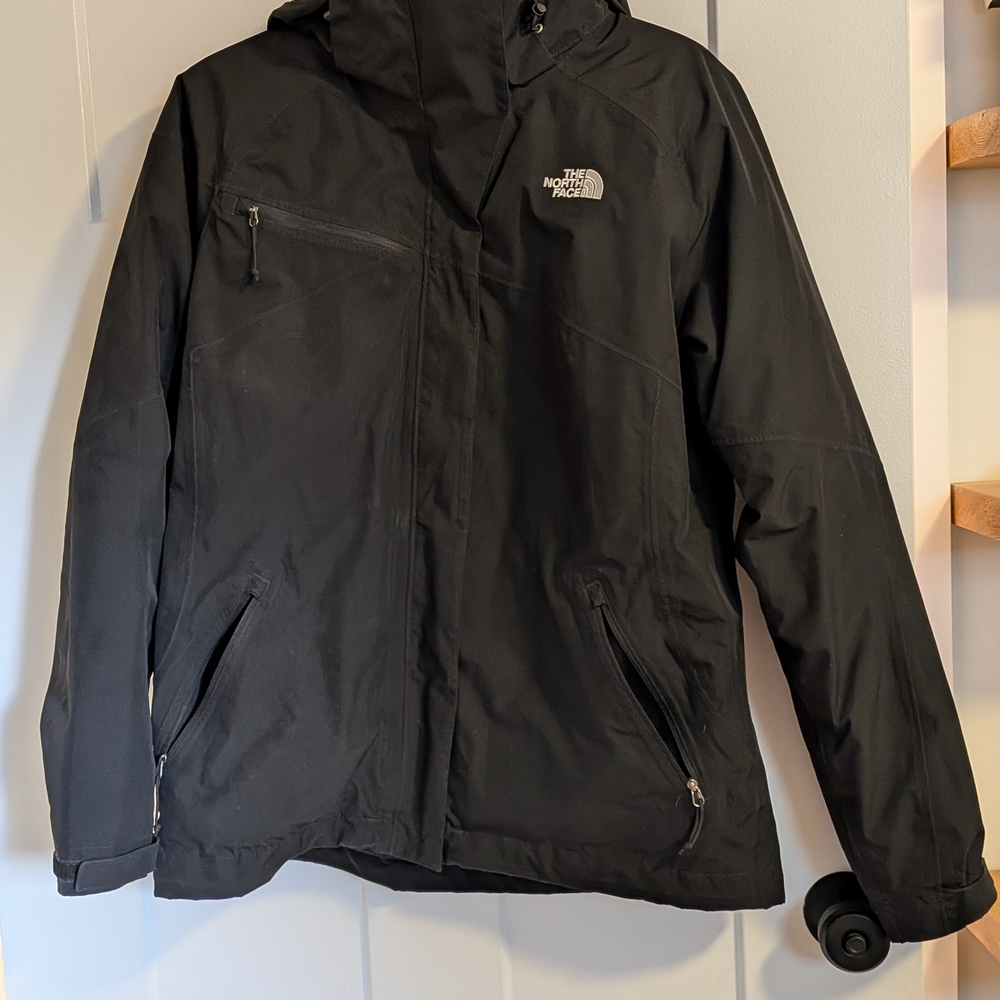 The North Face Women's Black Performance Jacket